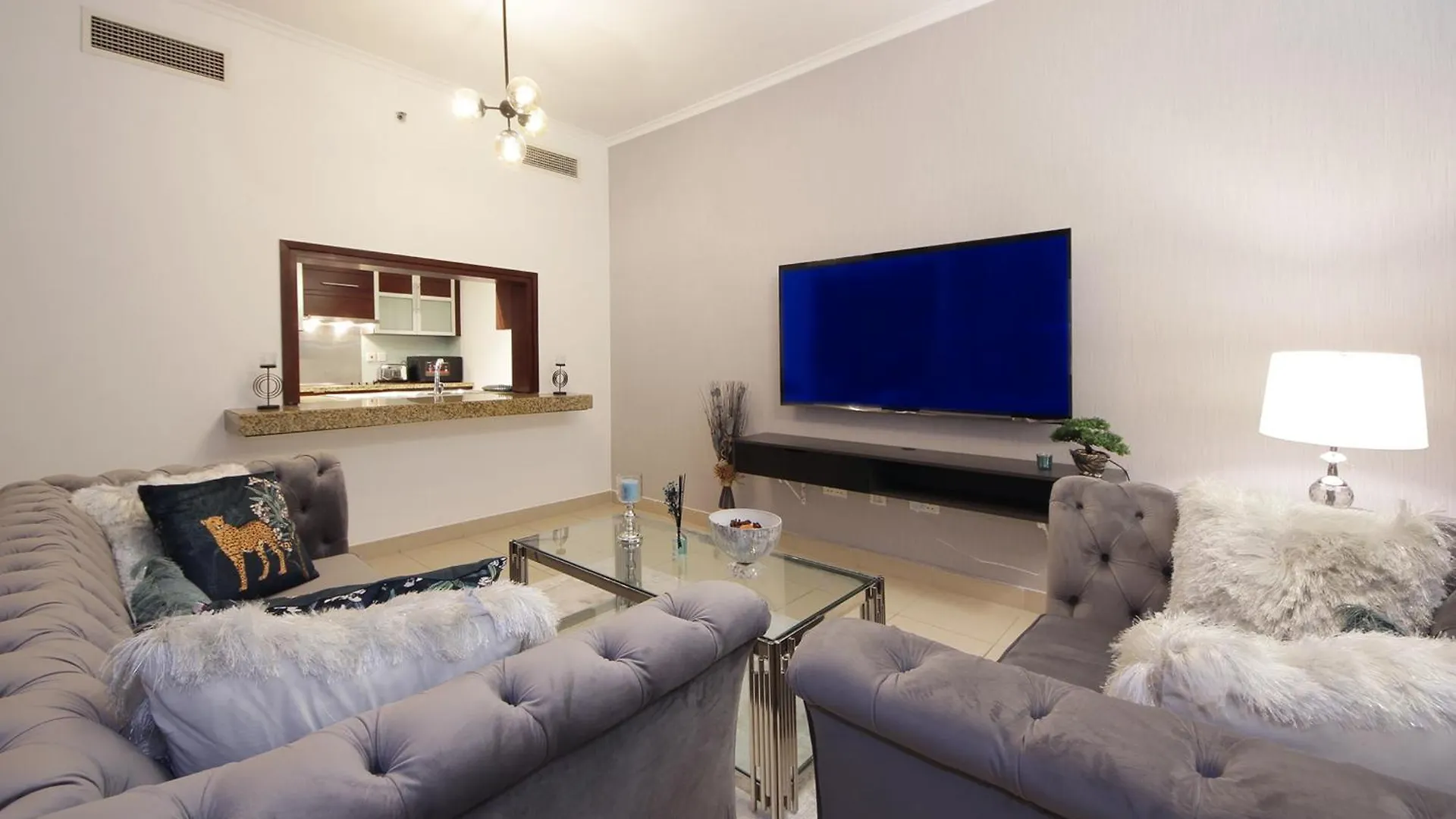 Stylish 2 Bedroom With Stunning Downtown View - Burj Views Tower East Dubai 0*,