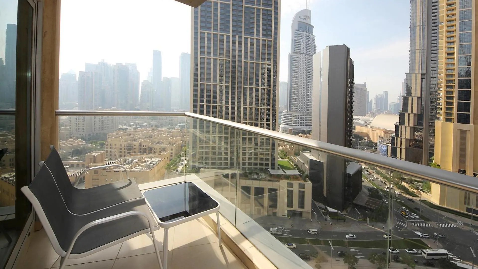 Apartment Stylish 2 Bedroom With Stunning Downtown View - Burj Views Tower East Dubai