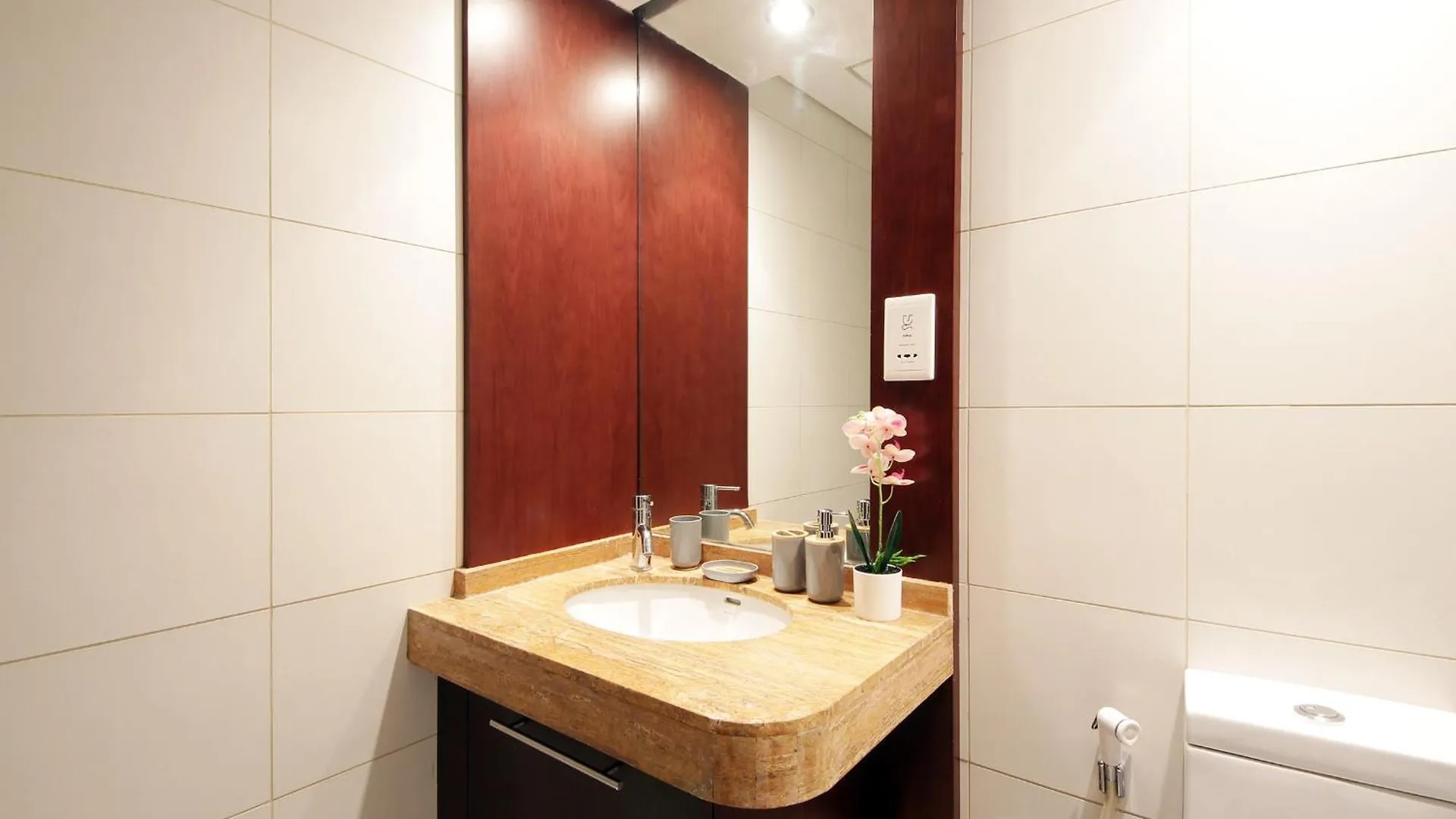 Stylish 2 Bedroom With Stunning Downtown View - Burj Views Tower East Dubai 0*,